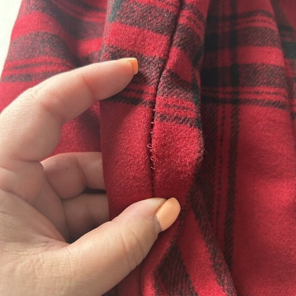 Katherine Barclay Montreal Women's Red Black Plaid Skirt Size 6 - Picture 8 of 8